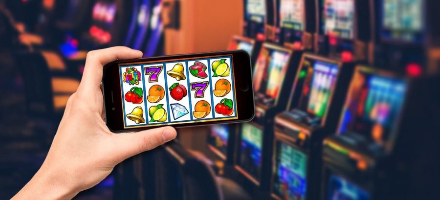 Why you should try playing pokies on mobile